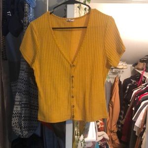 Mustard v neck top